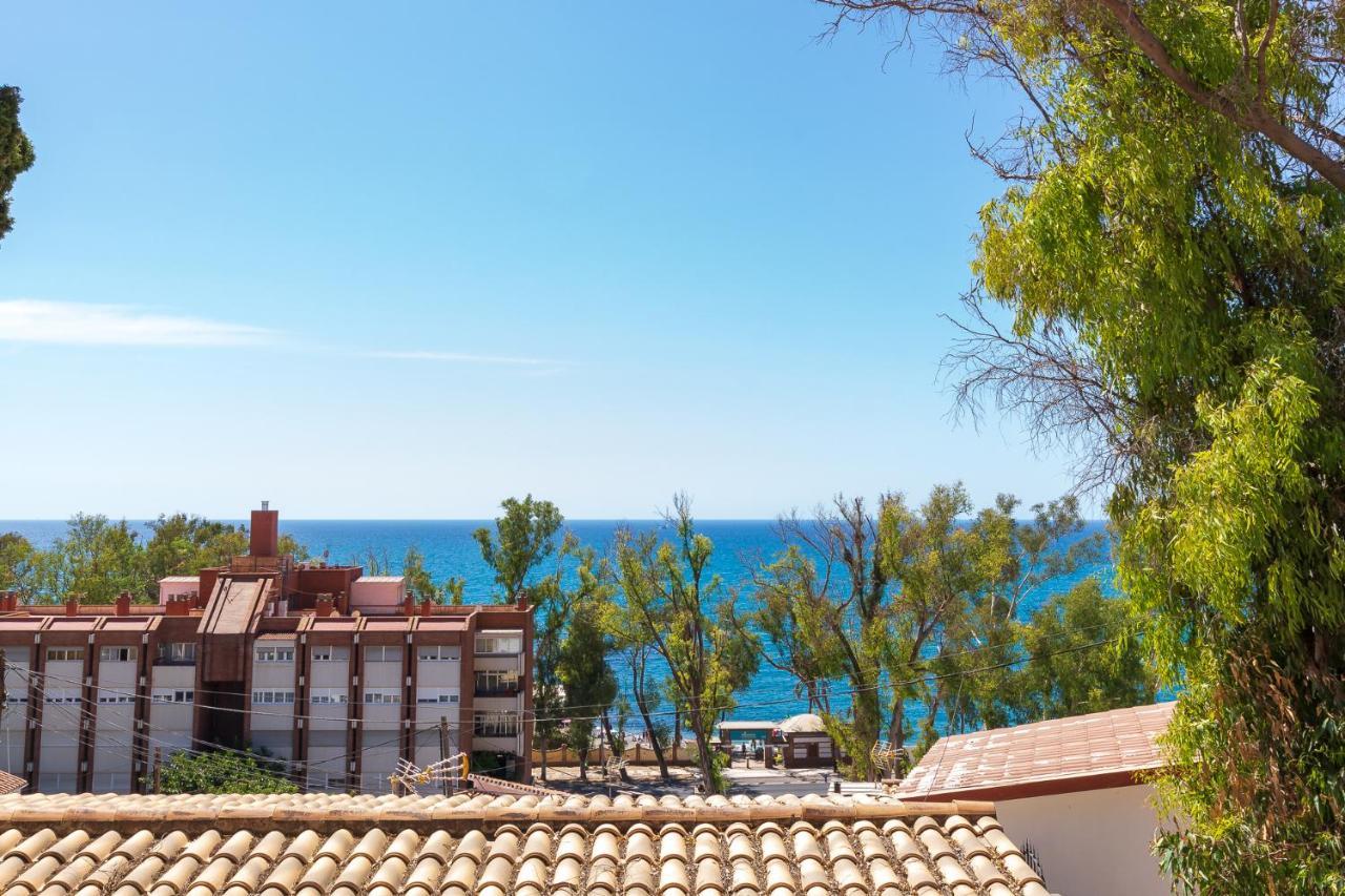 מאלגה Casa De La Playa. Beach House With Magnificent Sea מראה חיצוני תמונה